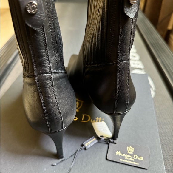 Massimo Dutti brand new leather boots - Picture 2 of 6